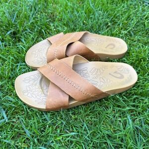 OluKai Kipe'a 'Olu 20460-FMFM Sandals Women's 8 Brown Leather Cross Strap Slide